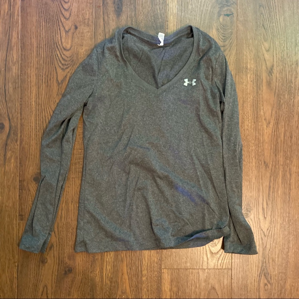 2 for $10 | Under Armour Grey Long Sleeve Workout Top | Size Extra Small